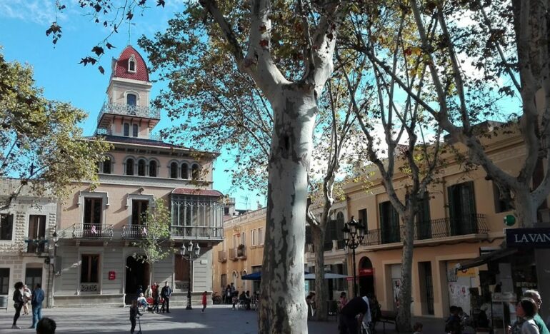 plaça de les corts
