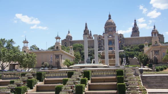 Guerra i Museus Exposició temporal i terrasses del MNAC