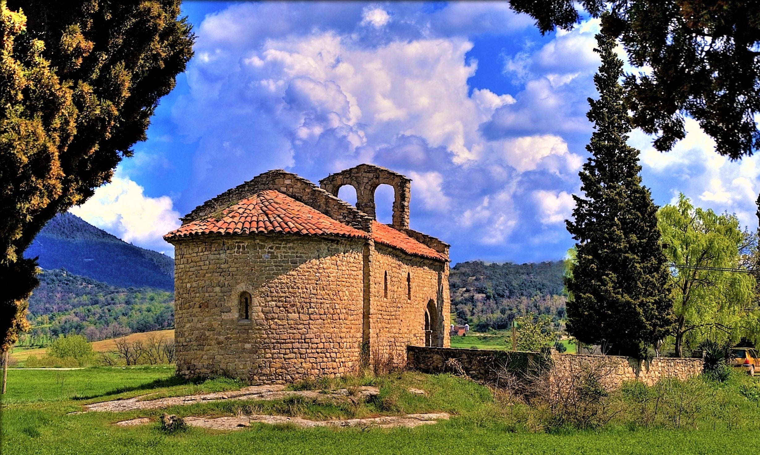 Esglésies Romàniques al Berguedà - Centre Europeu